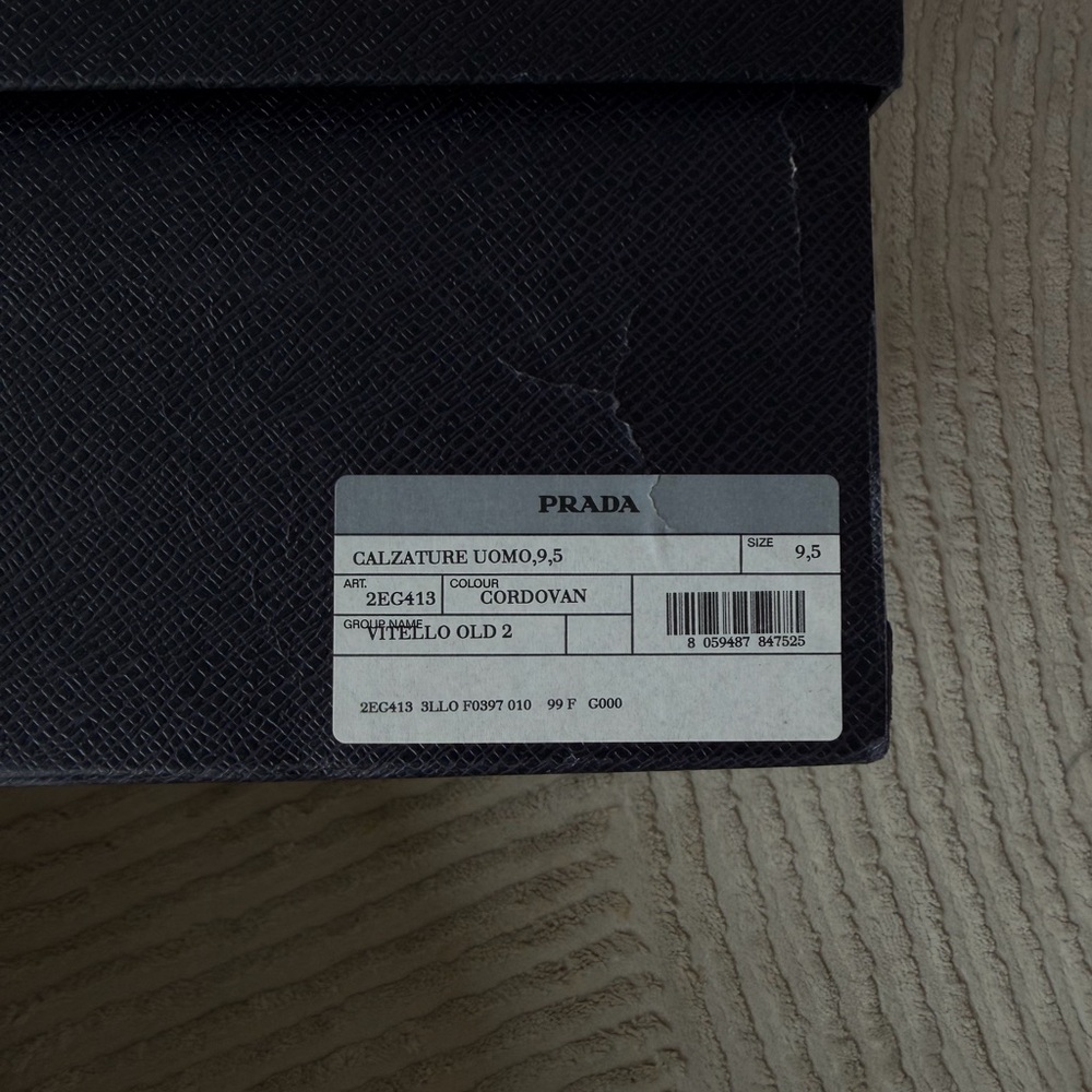 PRADA - Picture 8 of 8